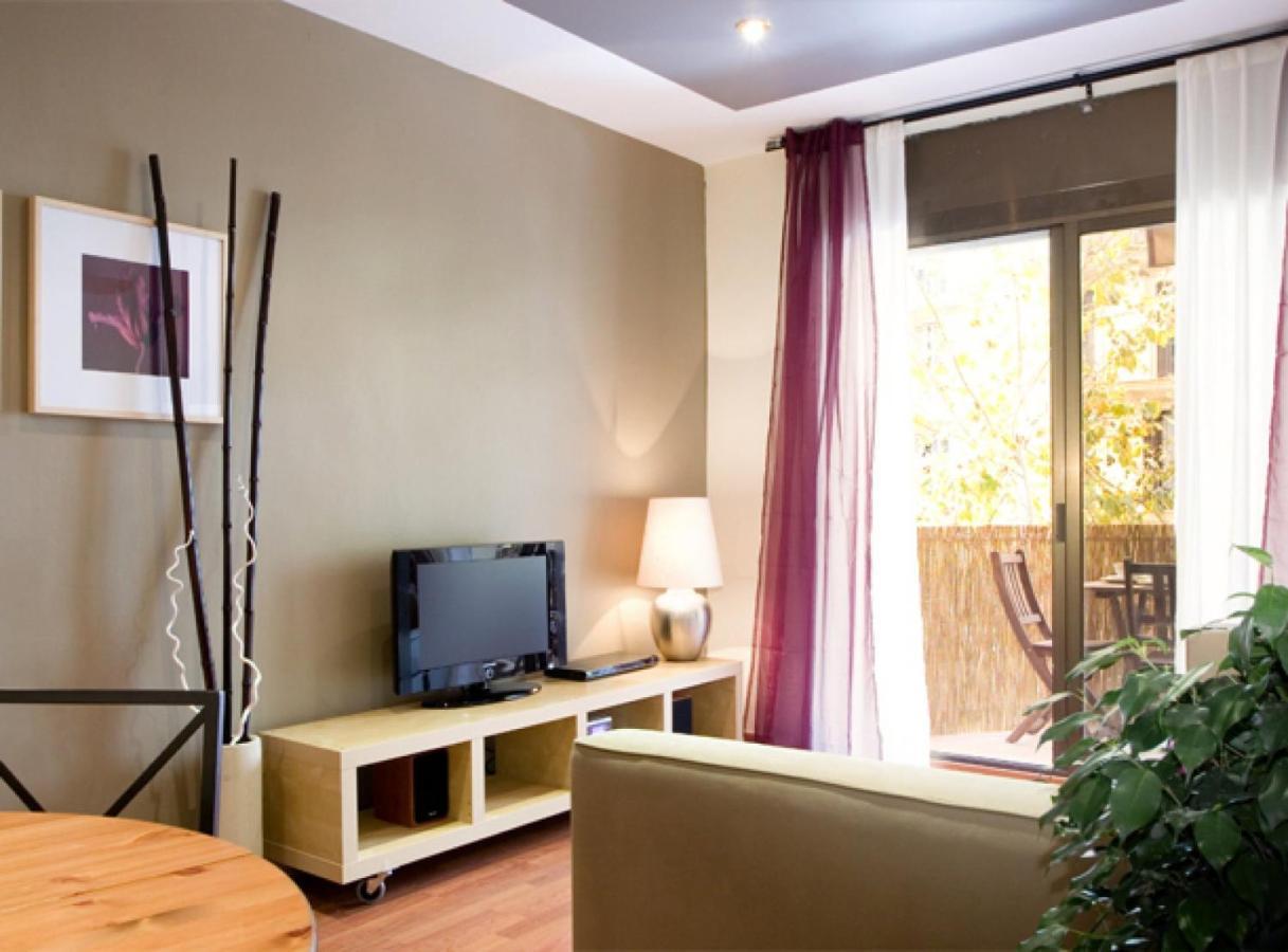 Avinguda Gaudi Apartment Barcellona Esterno foto