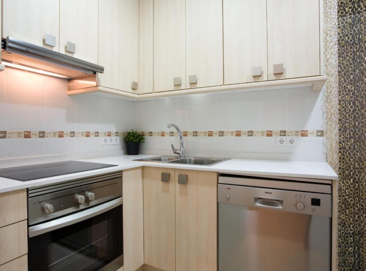 Avinguda Gaudi Apartment Barcellona Esterno foto